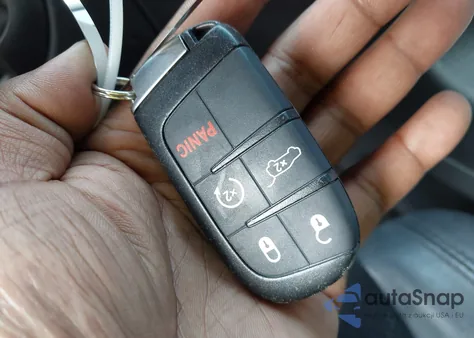 2015 Jeep Grand Cherokee Altitude from USA, damaged, VIN 1C4RJFAG8FC893402